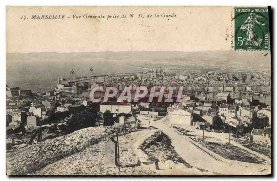 CPA Marseille vue generale prise de N D de la Garde