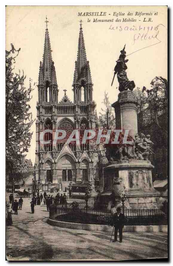 CPA Marseille Eglise des Reformes et le Monument des Mobiles 