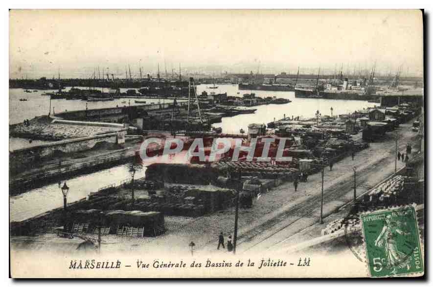 CPA Marseille vue generale des Bassins de la Joliette 