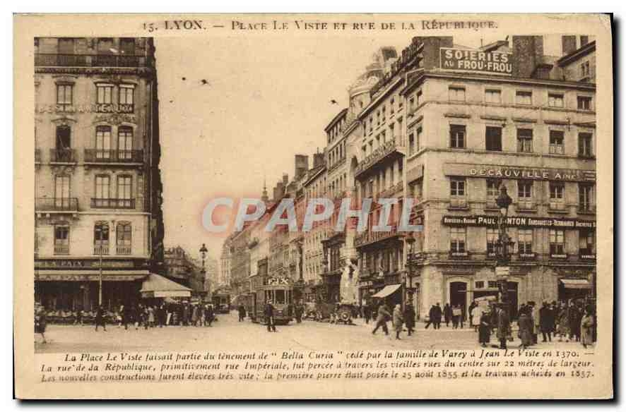 CPA Lyon place le Viste et rue de la Republique
