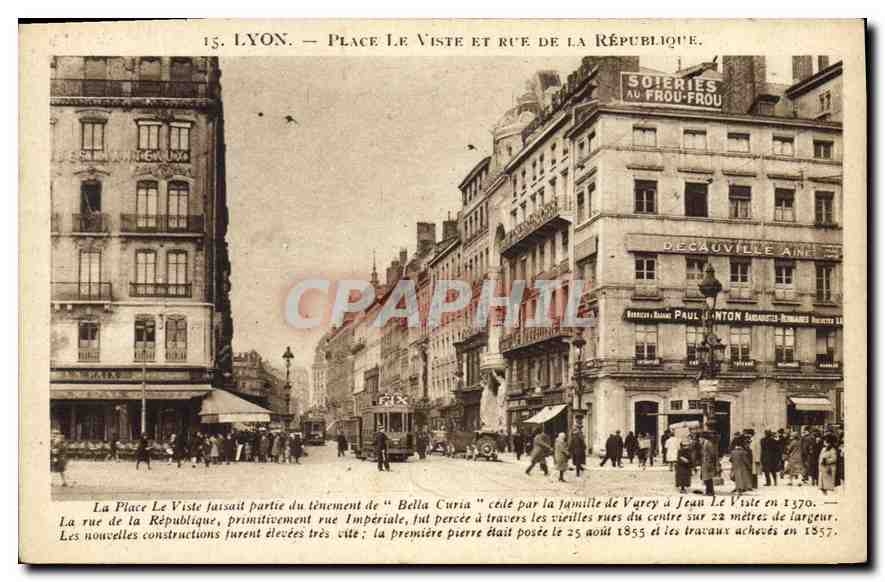 CPA Lyon place le Viste et rue de la Republique 
