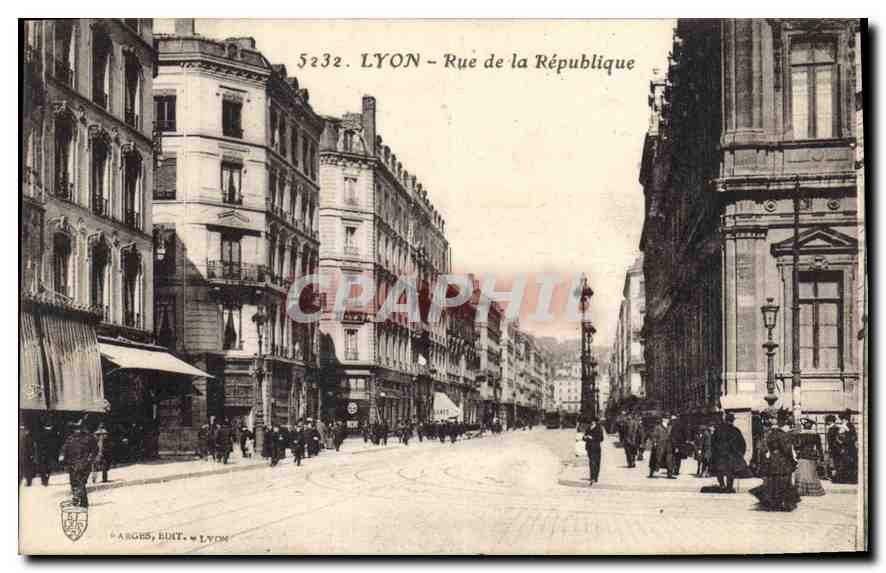 CPA Lyon rue de la Republique 