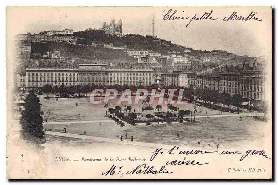 CPA Lyon Panorama de la Place Bellecour 