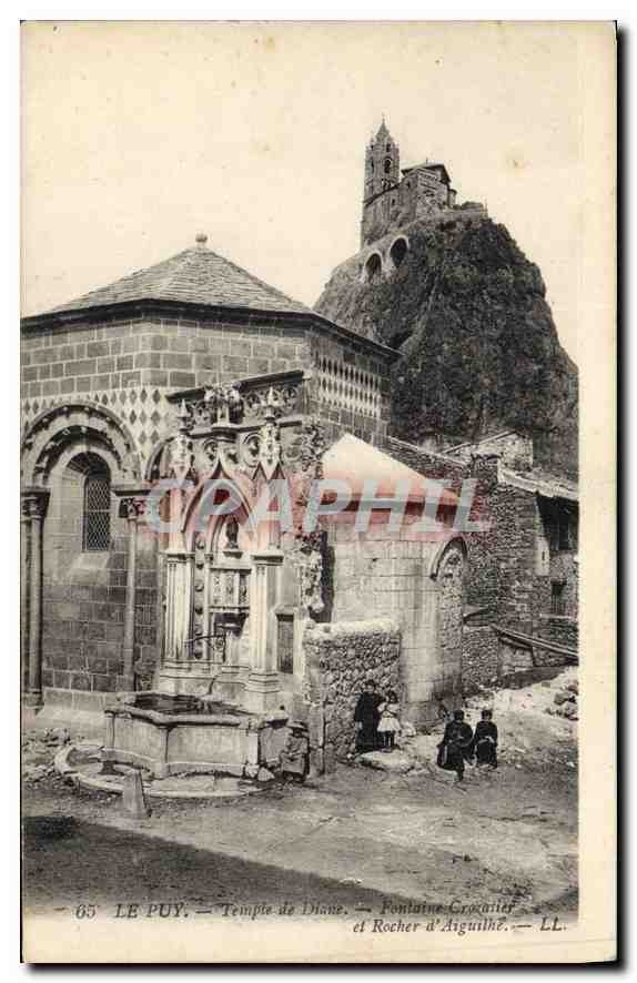 CPA Le Puy Temple de Diane Fontaine Crozatier et Rocher d'Aiguilhe