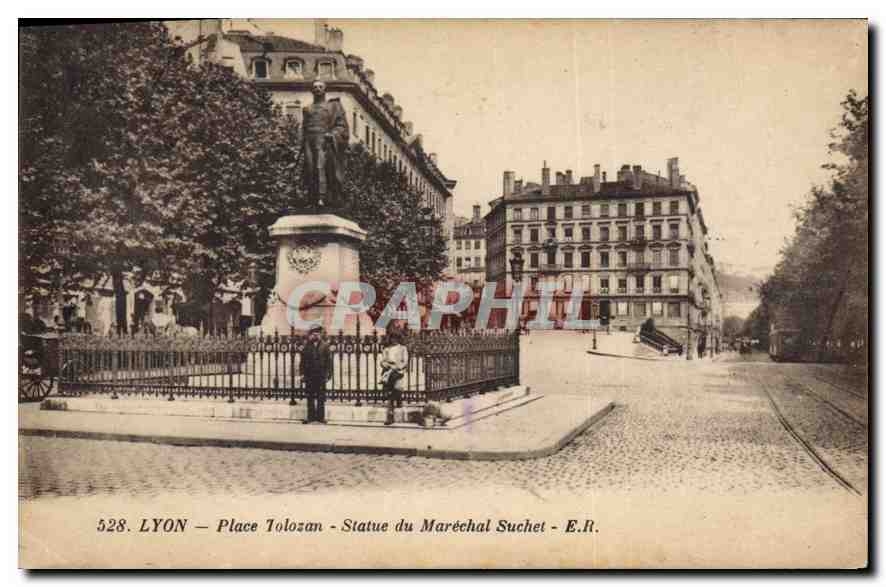 CPA Lyon Place Tolozan Statue du Marechal Suchet