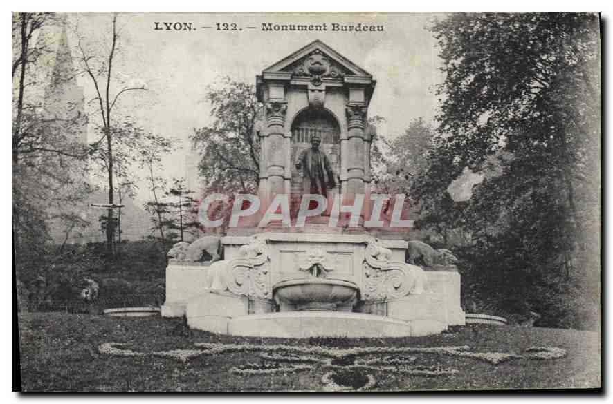 CPA Lyon Monument Burdeau 
