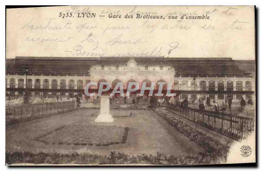 CPA Lyon Gare des Brotteaux vue d'ensemble 