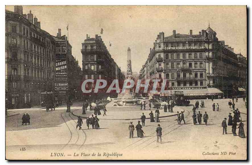 CPA Lyon La Place de la Republique