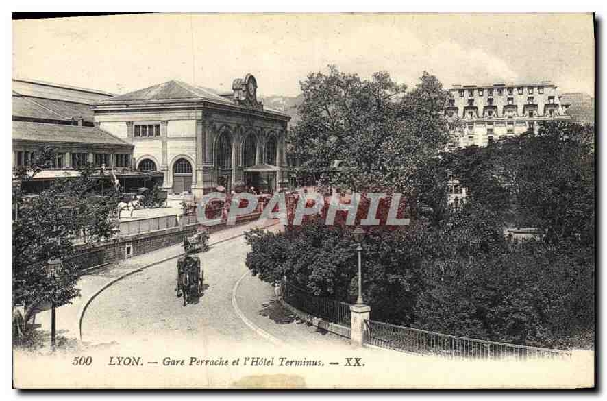 CPA Lyon Gare de Perrache et Hotel Terminus 