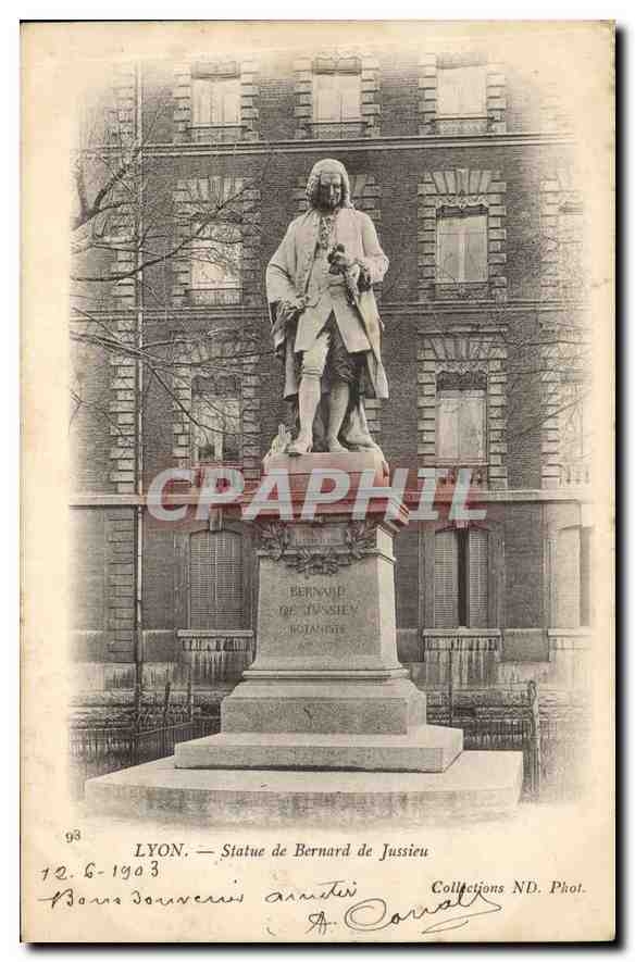 CPA Lyon Statue de Bernard de Jussieu 