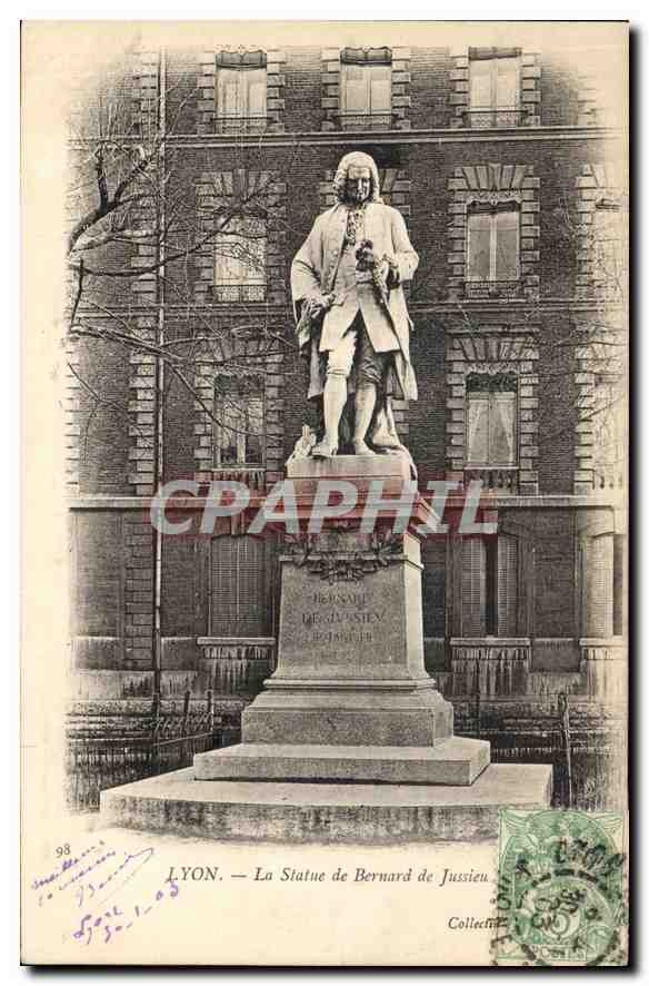CPA Lyon La Statue de Bernard de Jussieu