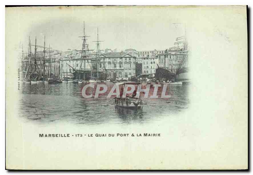 CPA Marseille Le Quai du Port & la Mairie