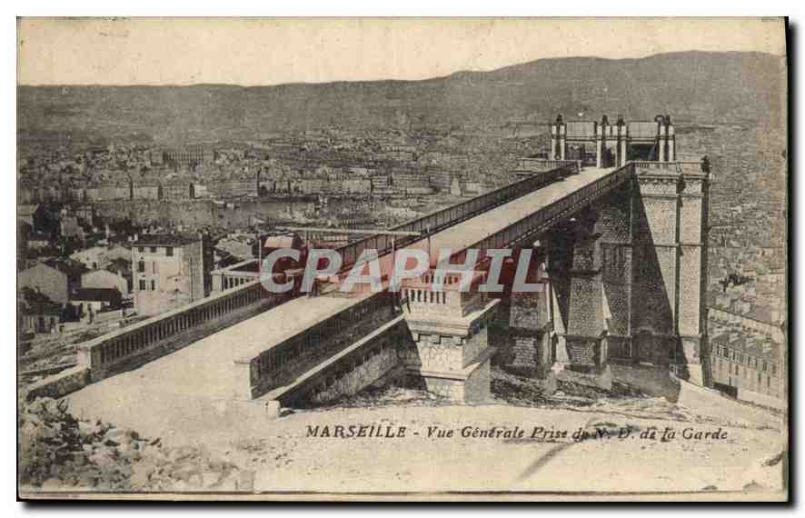 CPA Marseille Vue generale prise de N D de la Garde 