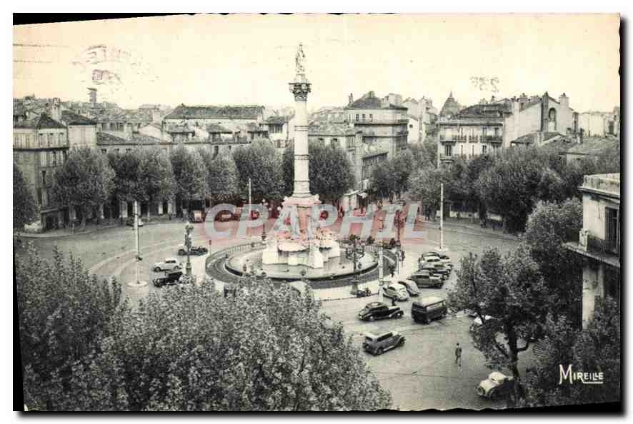 CPA Marseille B du R Place Castellane et Fontaine Cantini 