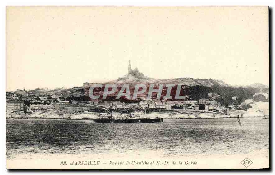 CPA Marseille Vue sur la Corniche et Notre Dame de la Garde 