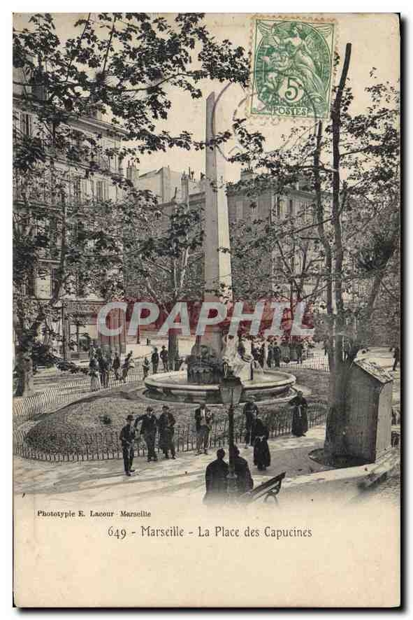 CPA Marseille La Place des Capucines 