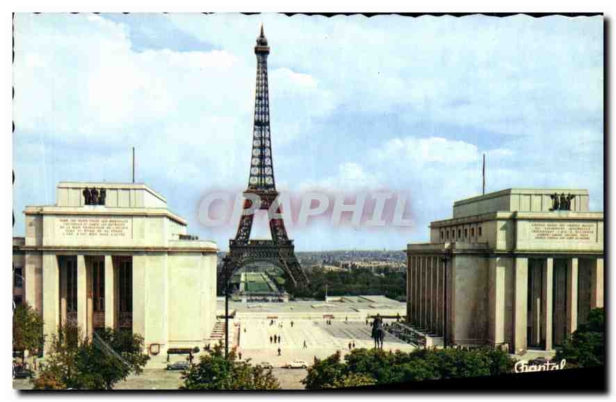 CPA Paris La Tour Eiffel vue du Palais de Chaillot