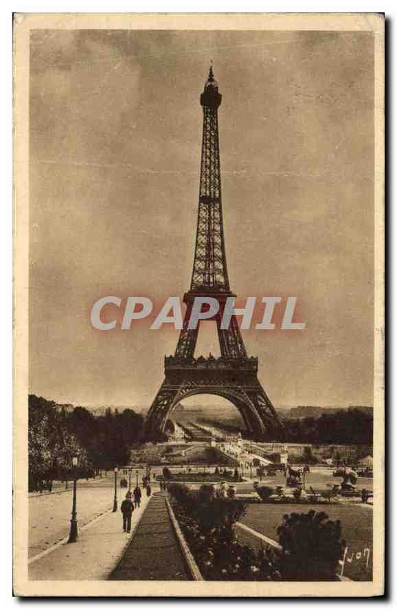 CPA Paris La Tour Eiffel 