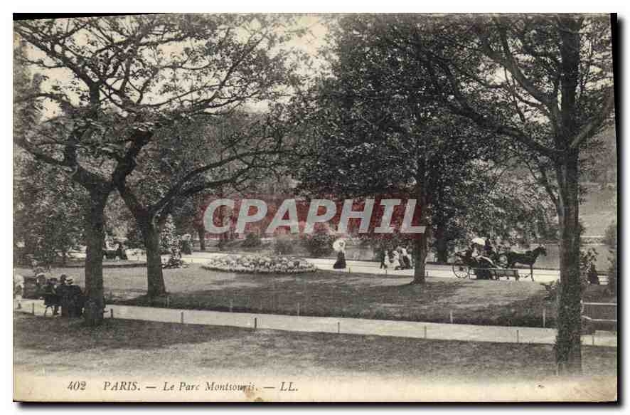CPA Paris Le Parc Montsomis 