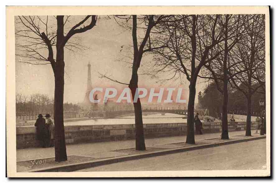 CPA Paris Le Cours La Reine Tour Eiffel