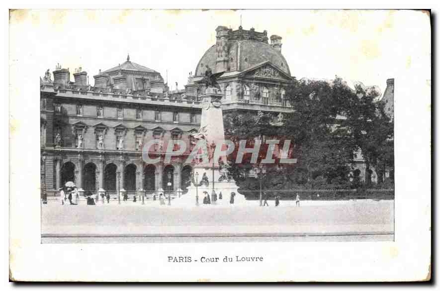 CPA Paris Cour du Louvre 