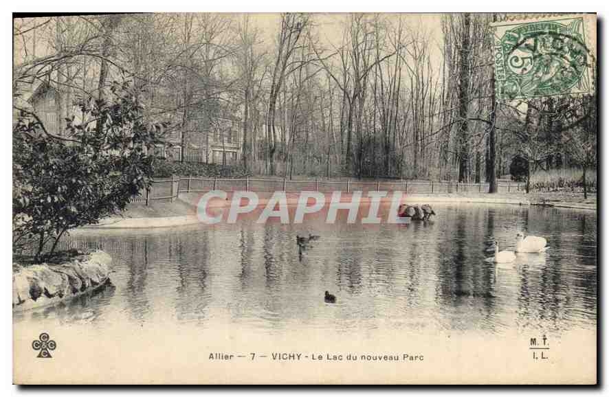 CPA Vichy Le Lac du nouveau Parc 