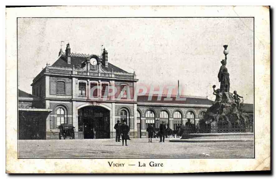 CPA Vichy La Gare 