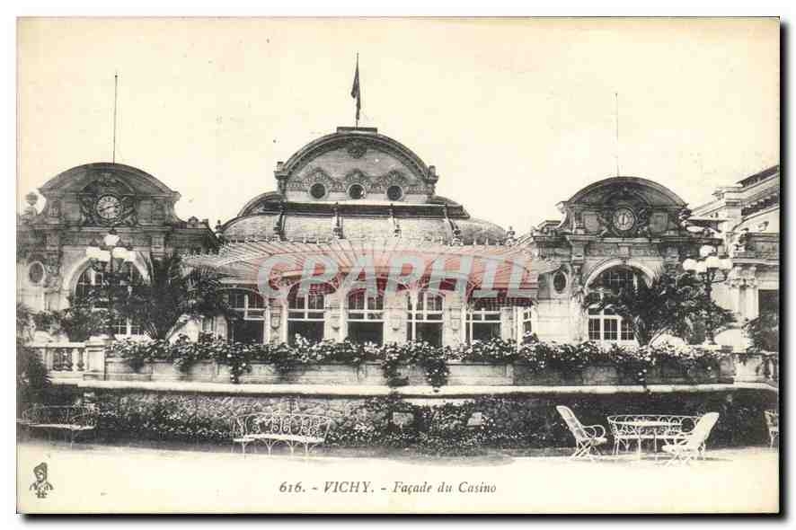 CPA Vichy Facade du Casino 