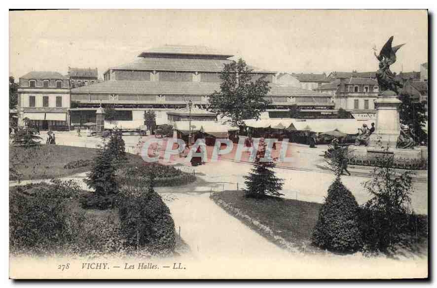 CPA Vichy Les Halles 
