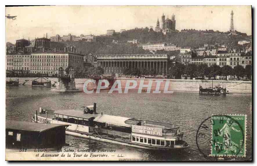 CPA Lyon La Saone Coteau de Fourviere et Ascenseur de la Tour de Fourviere Bateau Peniche Chocolat M