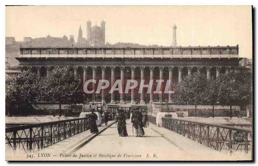 CPA Lyon Palais de Justice et Basilique de Fourviere 