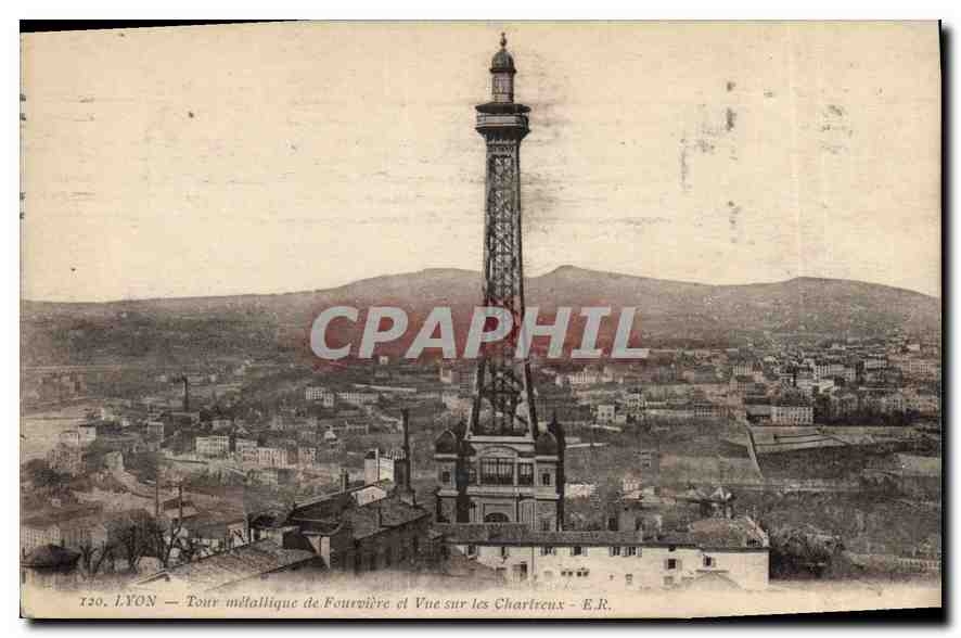 CPA Lyon Tour metallique de Fourviere et Vue sur les Chartreux