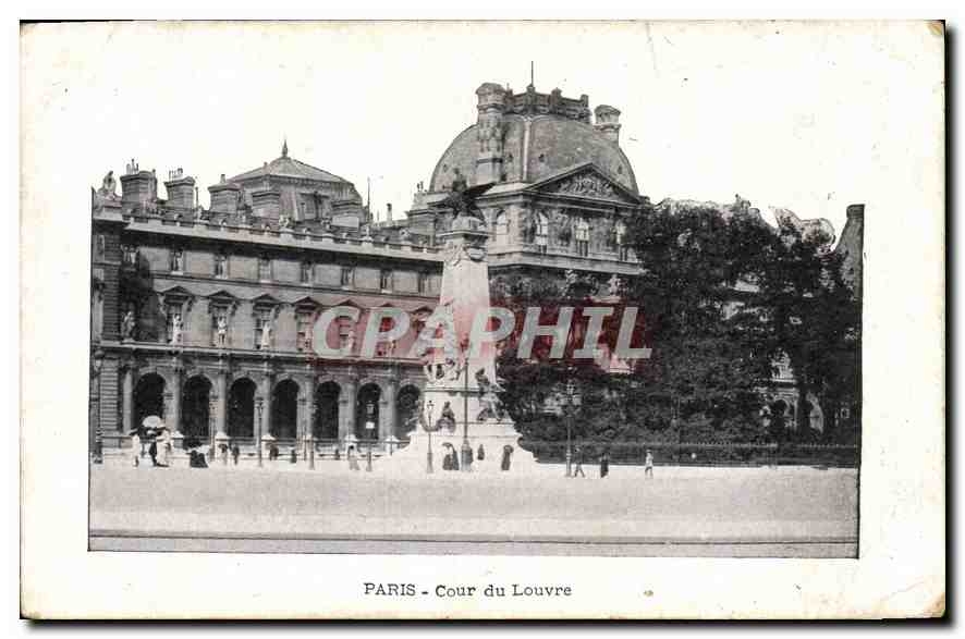 CPA Paris Cour du Louvre 