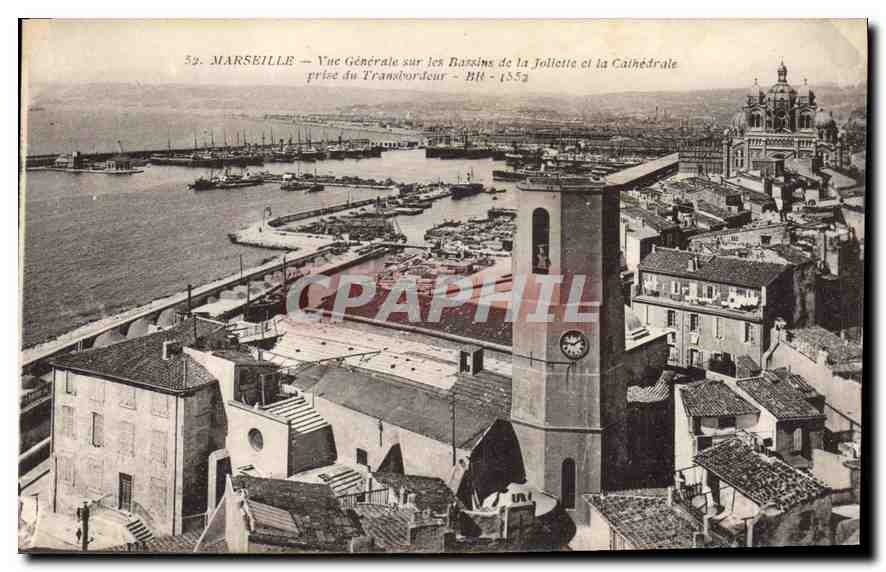 CPA Marseille Vue Generale sur les Bassins de la Joliette et la Cathedrale prise du Transbordeur 