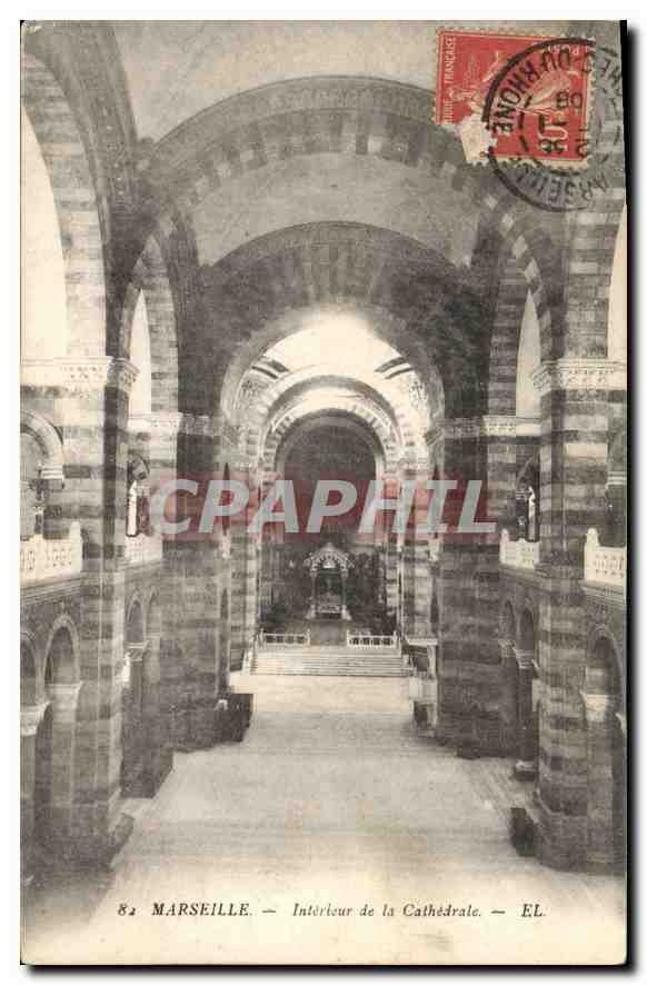 CPA Marseille Interieur de la Cathedrale 
