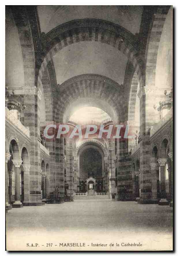 CPA Marseille Interieur de la Cathedrale 