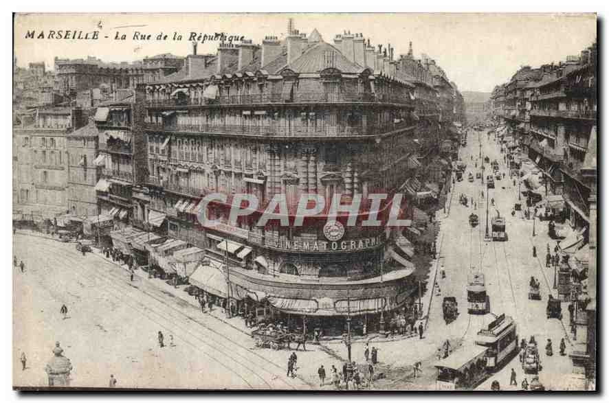 CPA Marseille La Rue de la Republique 