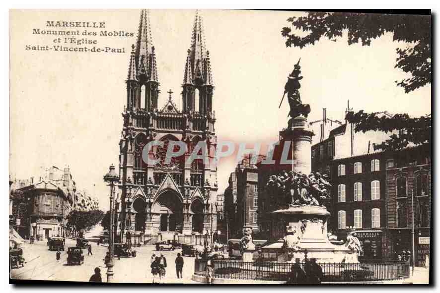 CPA Marseille Monument des Mobiles et l'Eglise Saint Vincent de Paul 