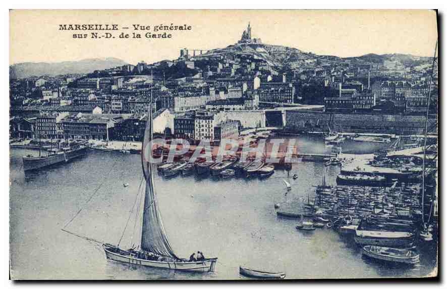 CPA Marseille Vue generale sur ND de la Garde 