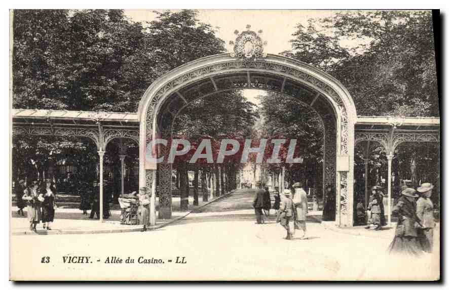 CPA Vichy Allee du Casino 