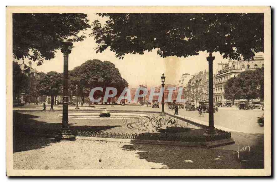 CPA Paris Champs Elysees 