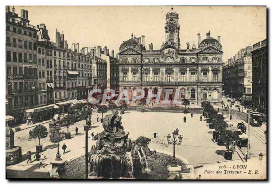CPA Lyon Place des Terreaux