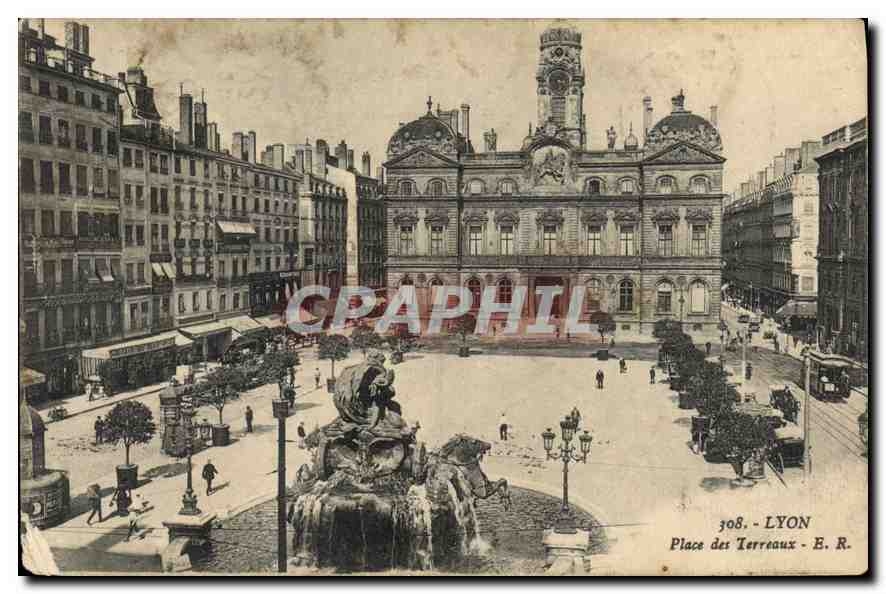 CPA Lyon Place des Terreaux