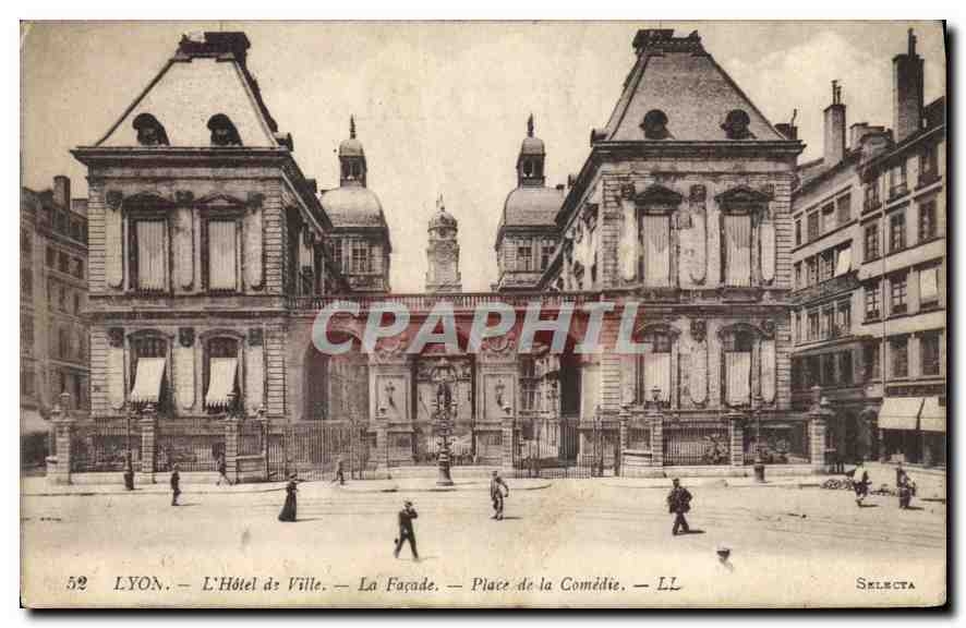 CPA Lyon Hotel de Ville la Facade Place de la Comedie