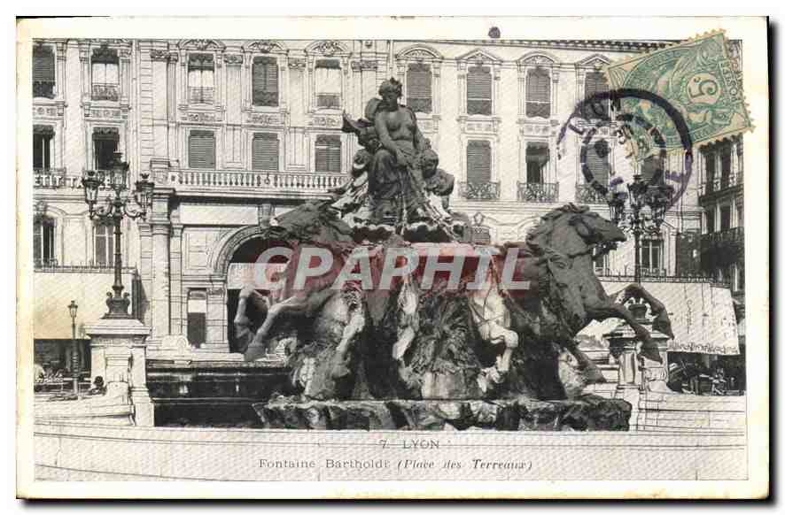 CPA Lyon Fontaine Bartholdi (Place des Terreaux)