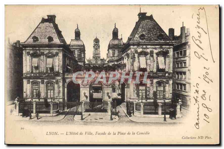 CPA Lyon L'Hotel de Ville Facade de la Place de la Comedie