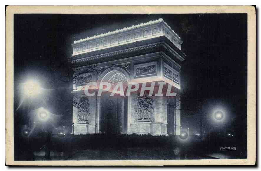 CPA Paris la Nuit Illumination de l'Arc de Triomphe