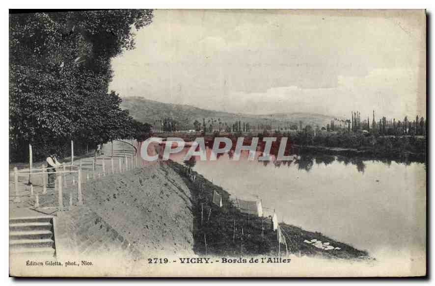 CPA Vichy Bords de l'Alllier