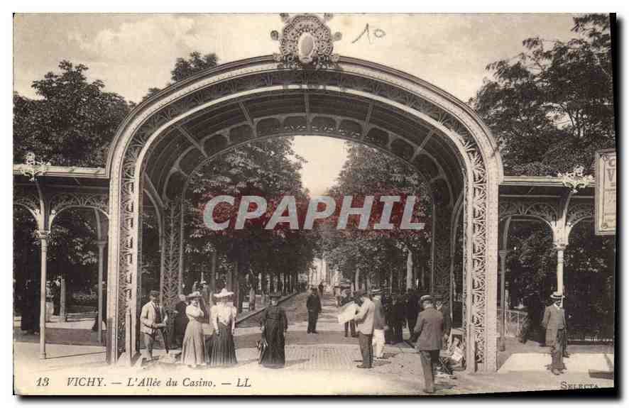 CPA Vichy L'Allee du Casino