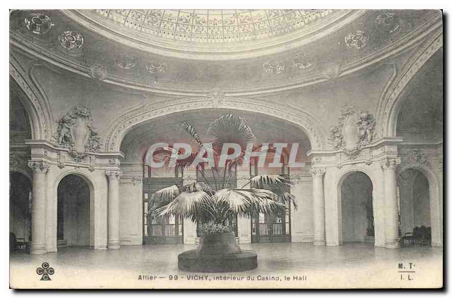 CPA Vichy Allier interieur du Casino le Hall